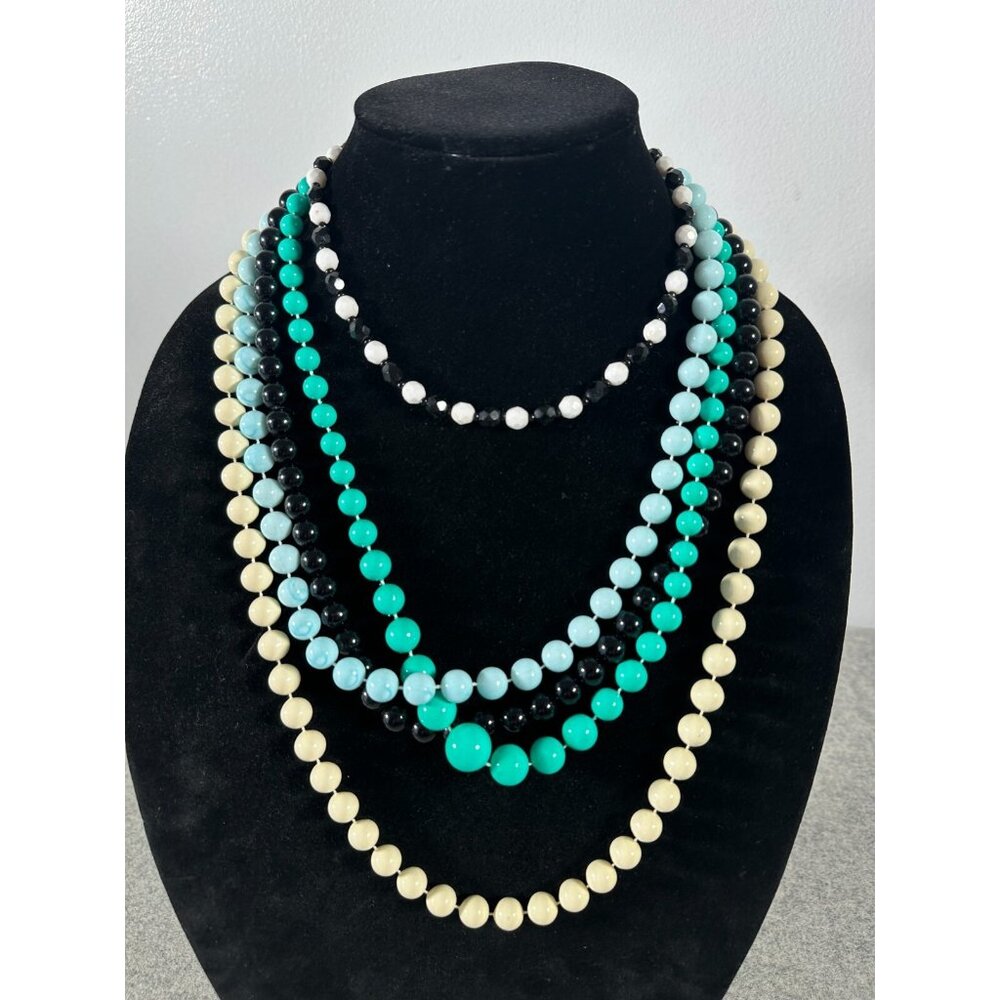 Vintage Beaded Necklace LOT Fashion Jewelry White‎ Blue Black Estate Retro